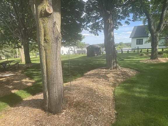 3rd image of 629 Summit STREET