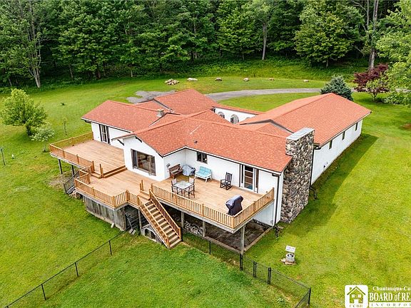 2nd image of 4671 Pickard Rd