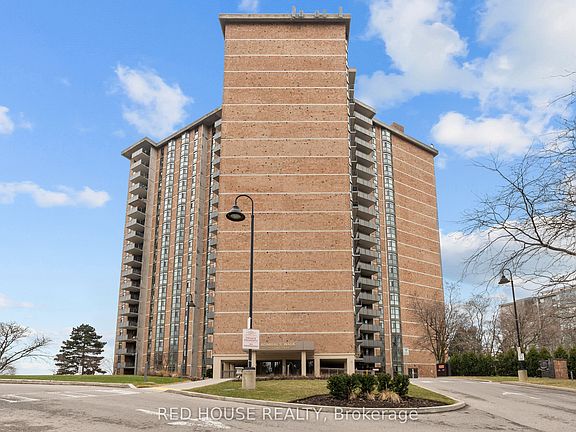 2nd image of 5250 Lakeshore Rd #809