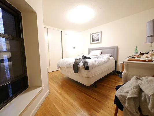 Rented by (Legacy) NY Quality Living Uptown | media 10