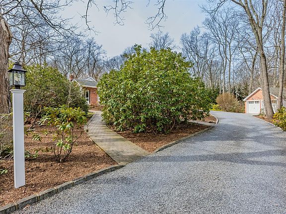 3rd image of 150 Quaker Path