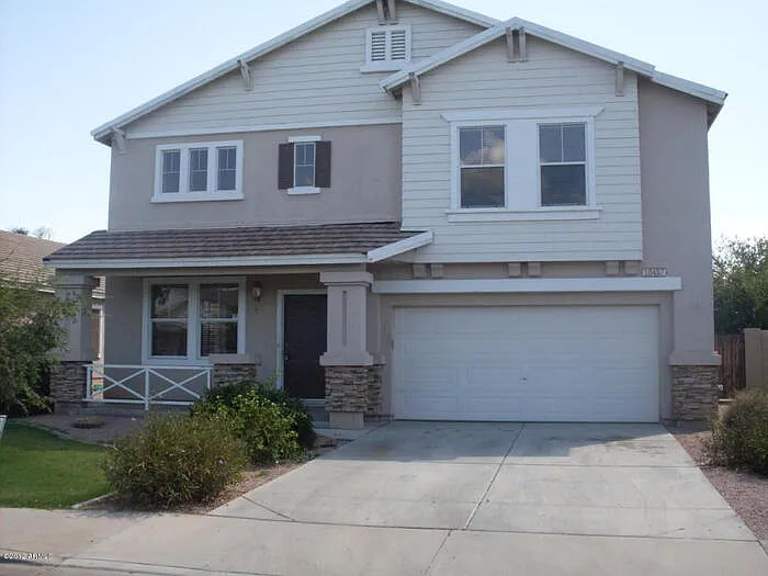 10457 E Obispo Ave — Photo 2
