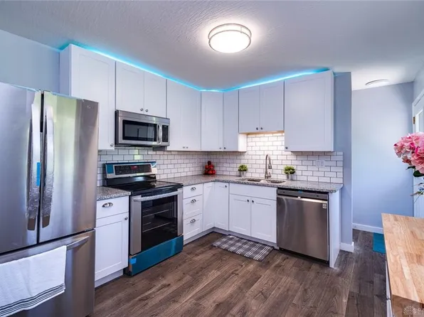 4305 Willow Run Dr, Dayton, OH 45430