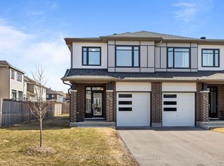133 Angelonia Cres, Ottawa, ON K1T 0Y5