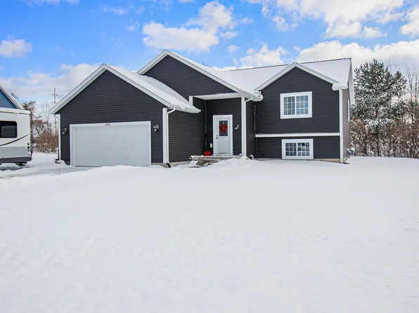 1315 Waters Edge Ct, Whitehall, MI 49461