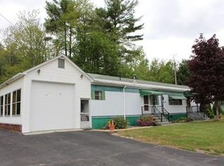 54 Acadia Rd, Gardner, MA 01440