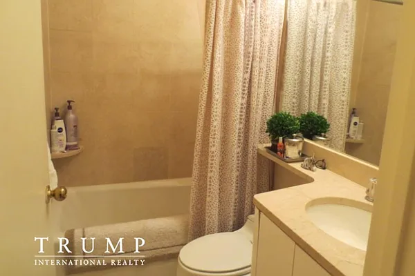 Sold by Trump International Realty | media 3