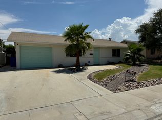 77755 California Dr, Palm Desert, CA 92211