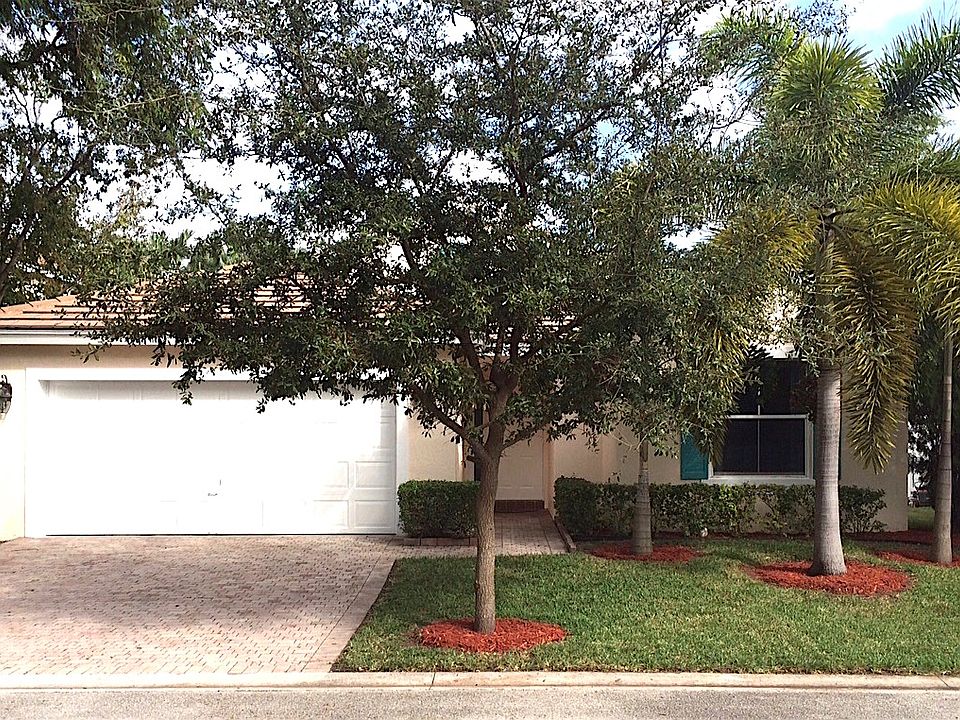 1st image of 5040 SW 32nd Way