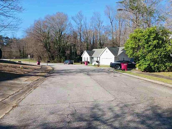 5th image of 105 The Vinings Dr