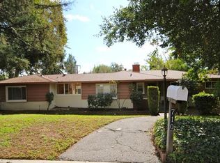 710 Edgeview Dr, Sierra Madre, CA 91024