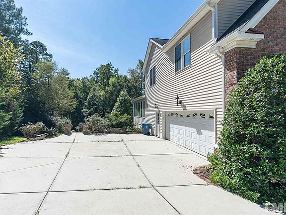 5th image of 7106 Montibillo Pkwy