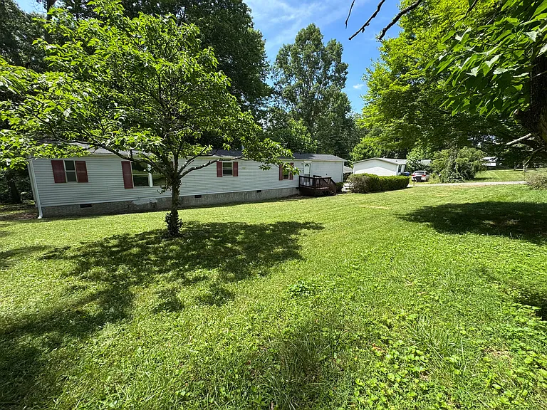 48 Meadow Chase — Photo 38