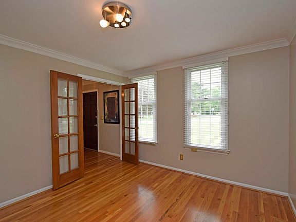 3rd image of 9017 Cypresspoint Ln