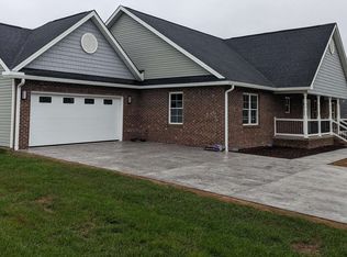 893 Clicks Ln, New Market, VA 22844