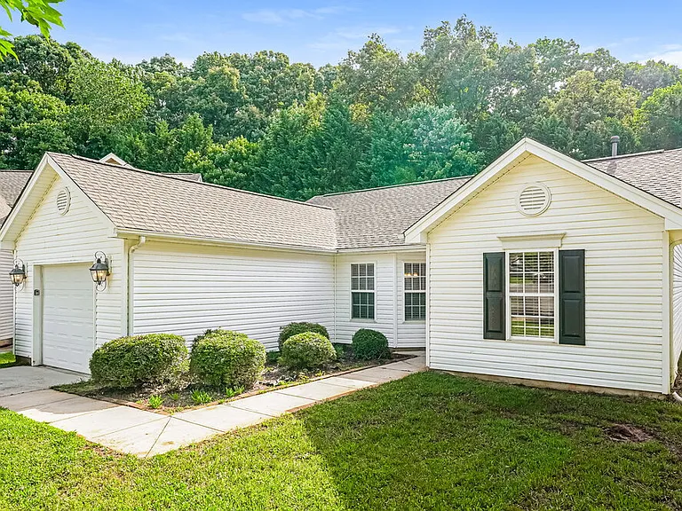 3644 Thornaby Cir — Photo 3