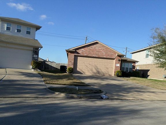 2nd image of 2006 Diamond Crest Dr