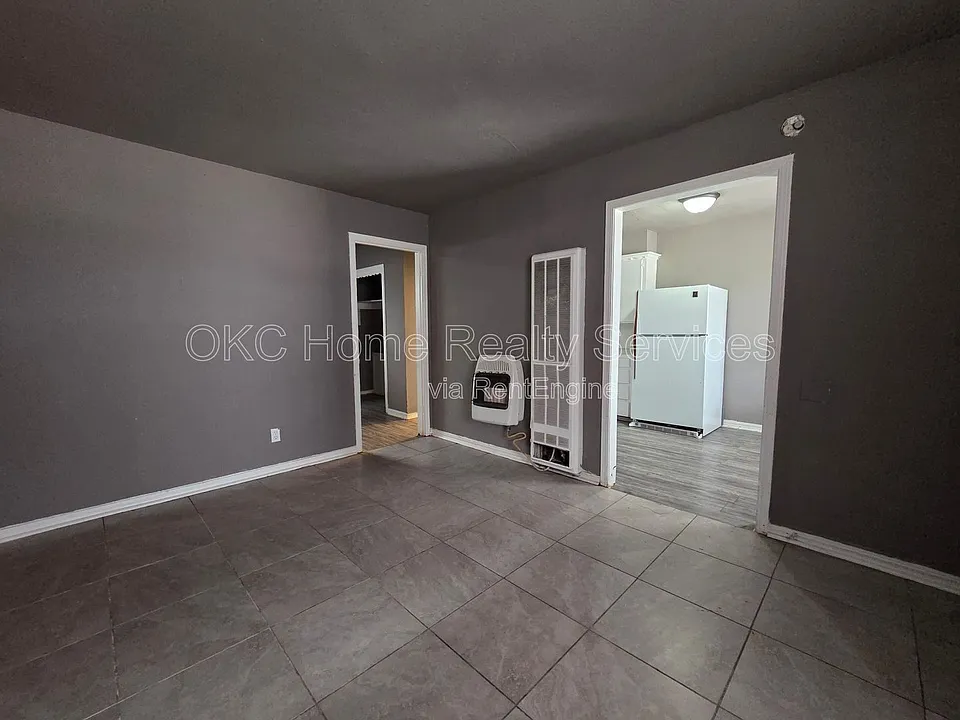 3621 S Shields Blvd #2