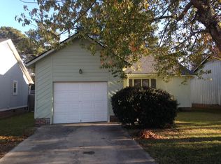 721 Mosswood Ln, Fayetteville, NC 28311