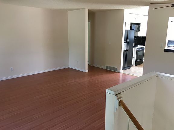 Living and dining area