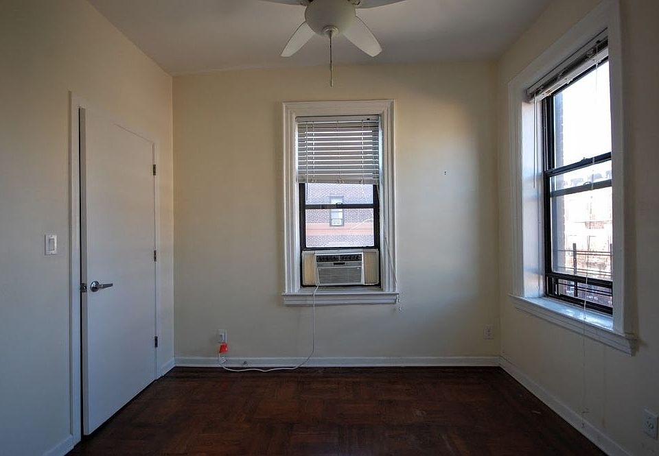 1st image of 98 Macdougal St APT 5A