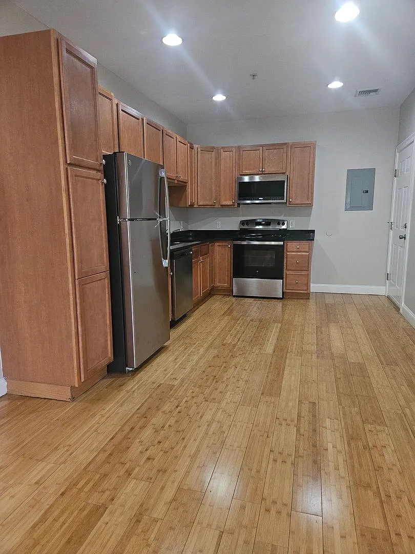 Cornerstone Apartments — Photo 1