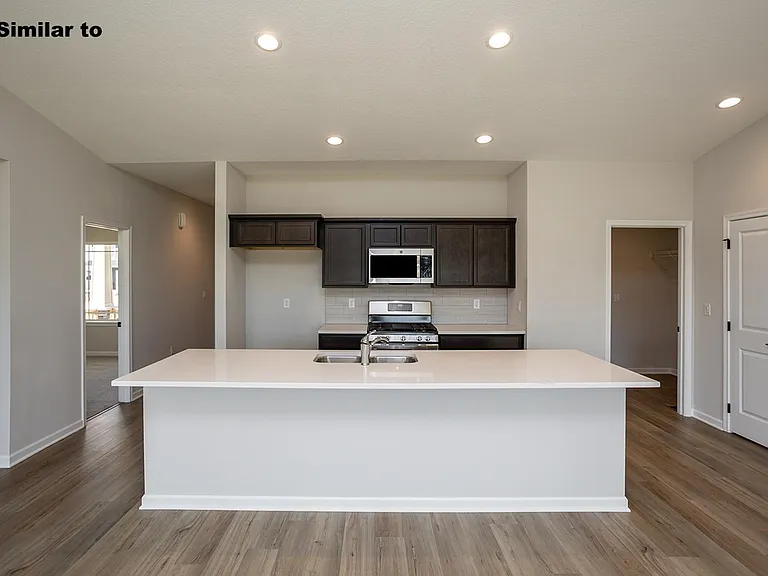 16521 Bentwood Dr — Photo 2