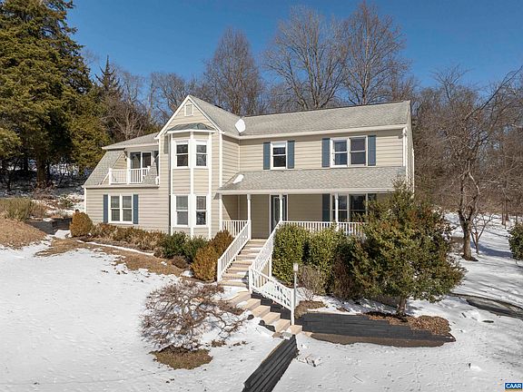 2nd image of 1720 Franklin Dr
