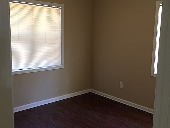 4th image of 5240 Albert Dr