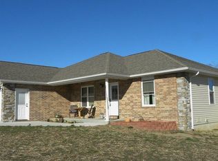1185 E Maupin St, Bolivar, MO 65613
