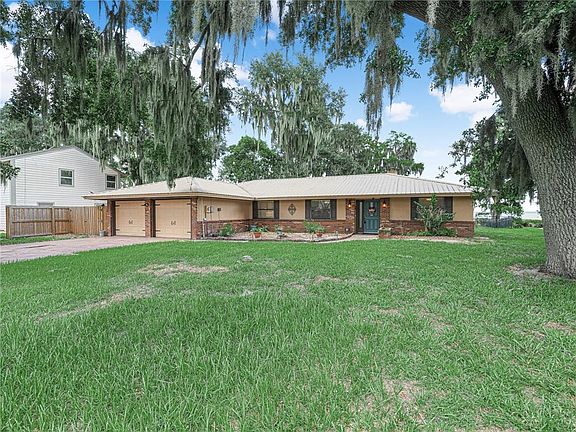 2nd image of 3038 SHADY WOOD LANE