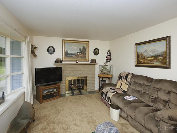 904 forest street-103