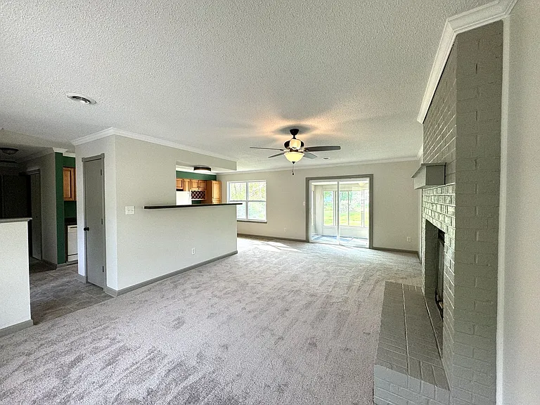 833 Mill River Rd — Photo 4