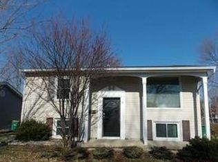 216 Karen Ave, Romeoville, IL 60446