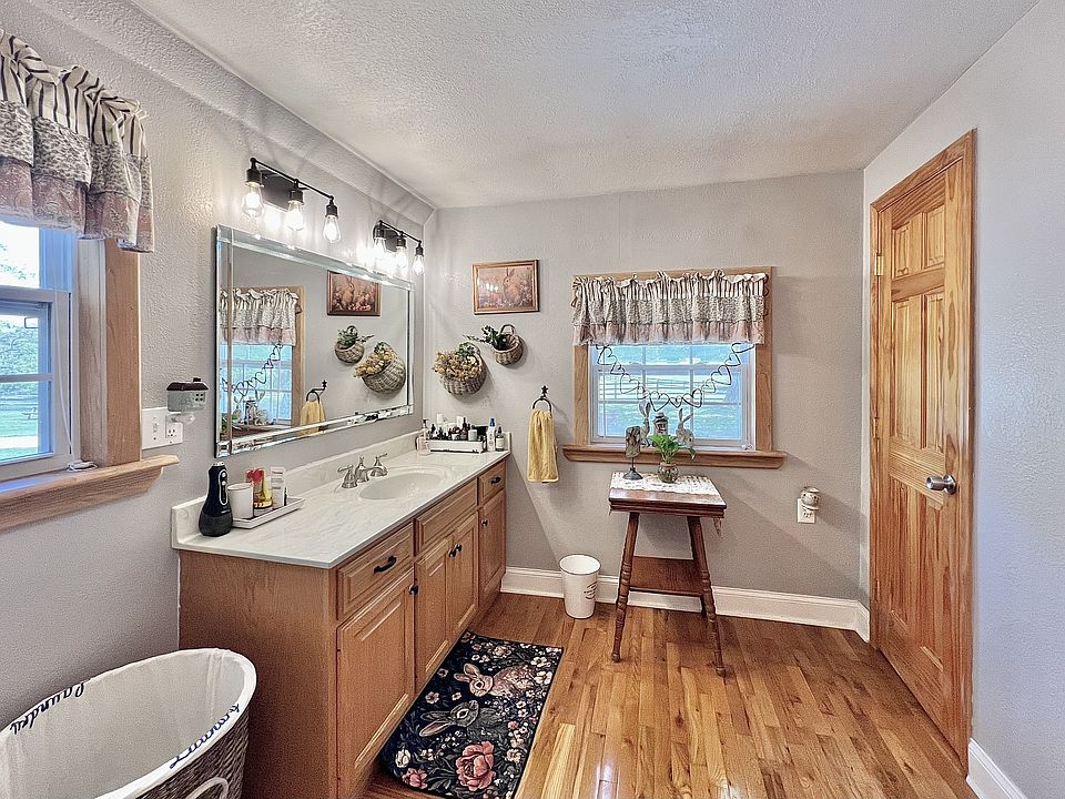 40th image of this home