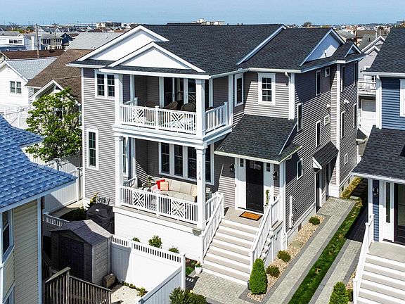 2nd image of 116 Ocean Ave #1