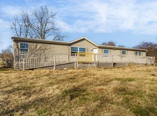 1017 Ravine St, Cave Springs, AR 72718