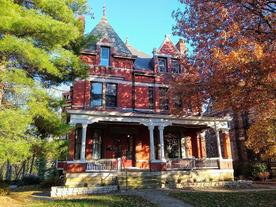 Grand 1893 house on one of Cincinnati's most beautiful streets