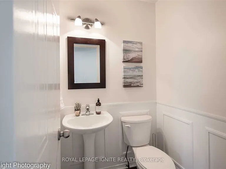 10 Bonnycastle Dr — Photo 10
