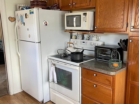 3rd image of 3297 Meyer Pl