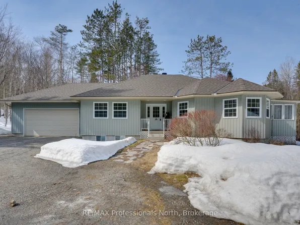 34 Old Novar Rd, Huntsville, ON P1H 2J2