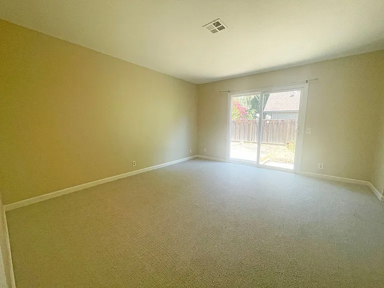 975 Perrelli St — Photo 12