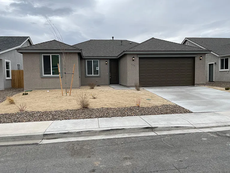 573.5 Country Hollow Dr — Photo 1