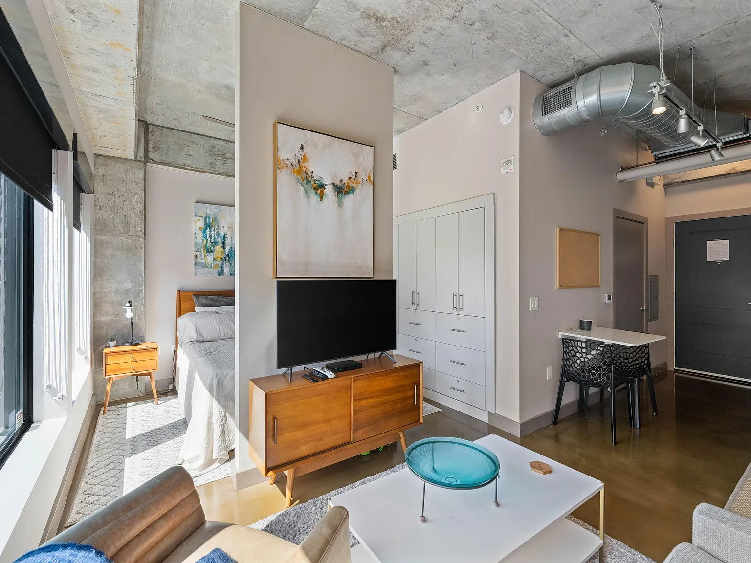 1 bed, 1.0 bath, 455 sqft, $2,100 — Photo 4