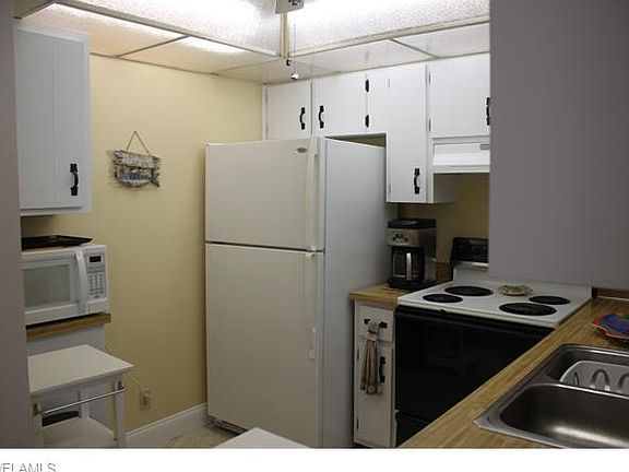 3rd image of 3490 N Key Dr APT 413