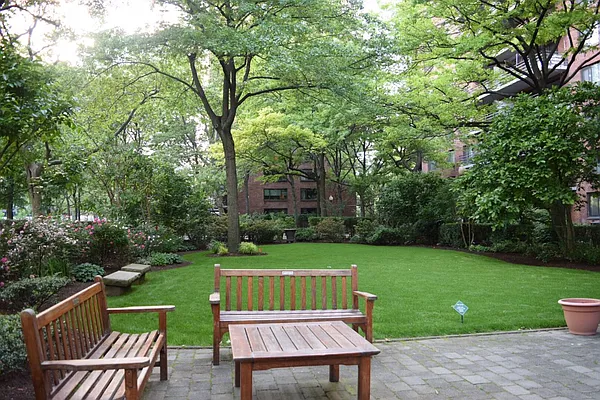 Sold by Marilyn Reisner, LREB | media 7