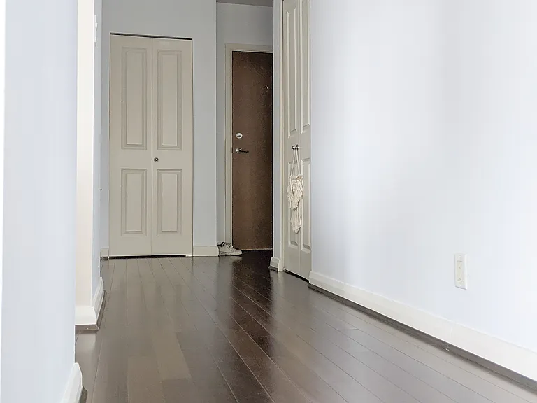 898 Carnarvon St #1506 — Photo 10