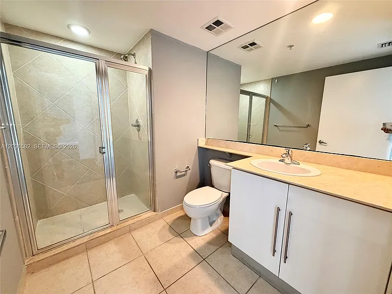 335 Biscayne Blvd #4200 — Photo 19