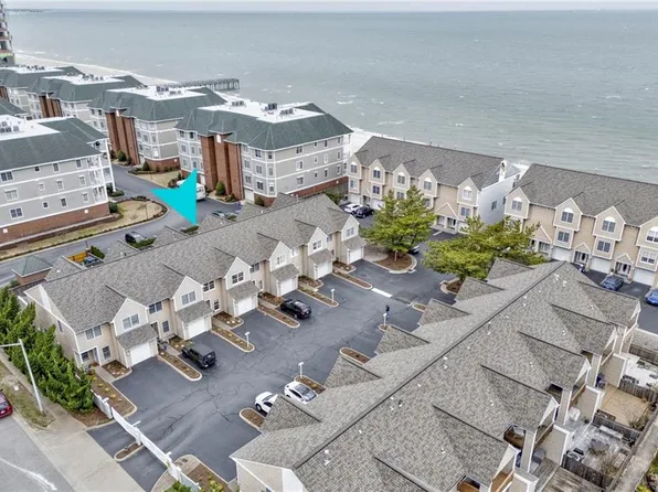 2532 Ships Watch Ct, Virginia Beach, VA 23451