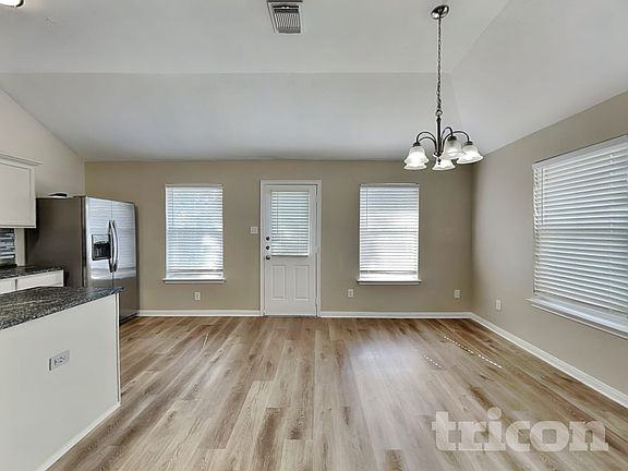 2nd image of 352 Meadow Park